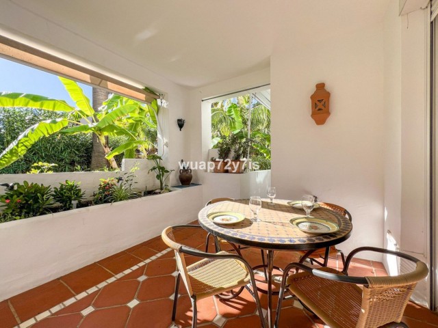 Apartment, Costalita, R5217727