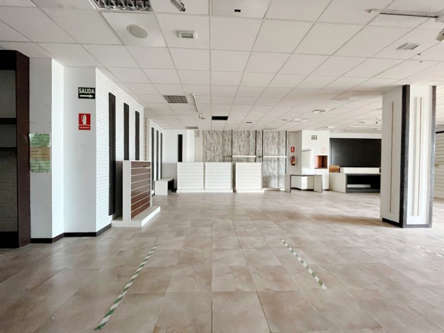 Commercial in Estepona