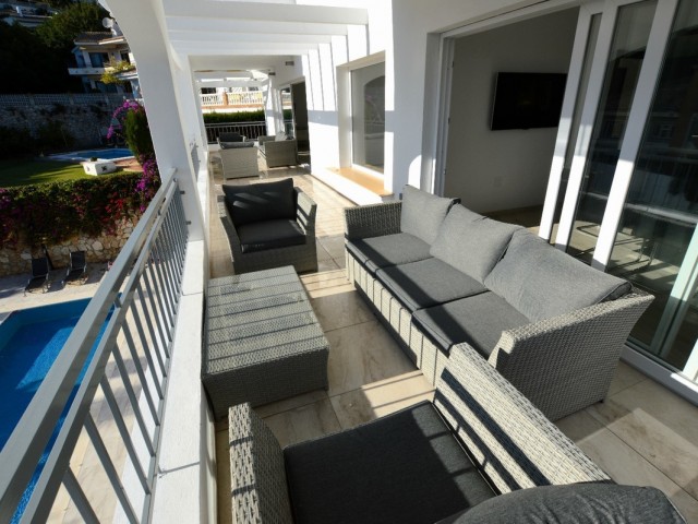 6 Slaapkamer Villa in Benalmadena