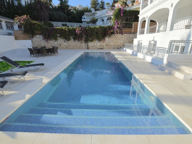 6 Bedrooms Villa in Benalmadena