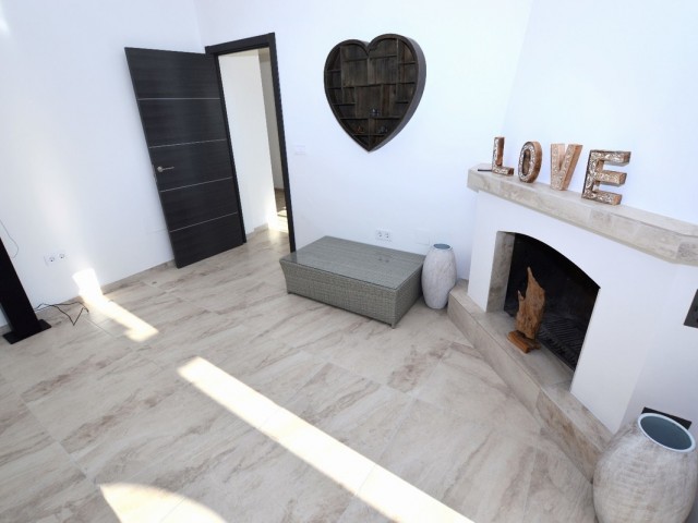 6 Bedrooms Villa in Benalmadena