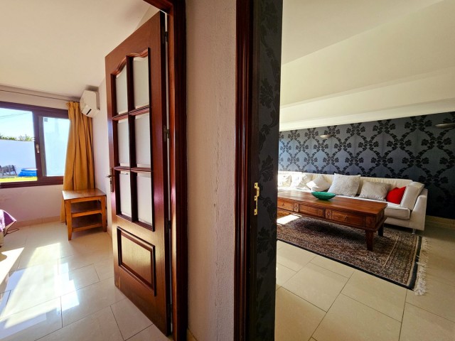 6 Soveroms Villa i Estepona