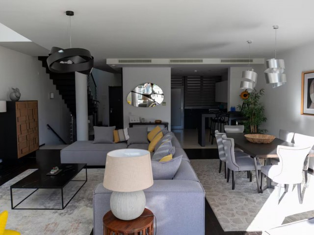 2 Bedrooms Townhouse in Sierra Blanca