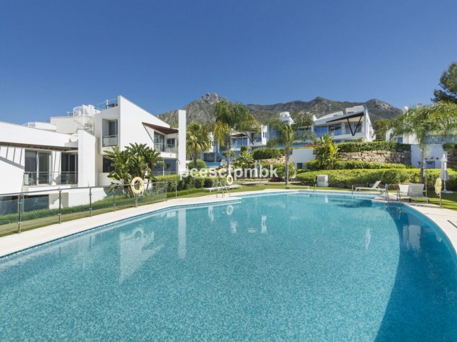 Townhouse Sierra Blanca - R5021437