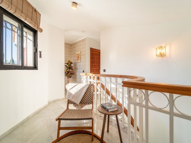 4 Bedrooms Villa in New Golden Mile