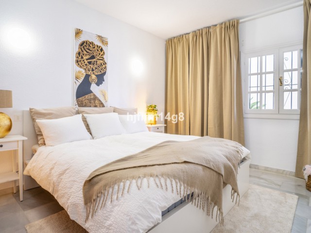 2 Bedrooms Apartment in Nueva Andalucía