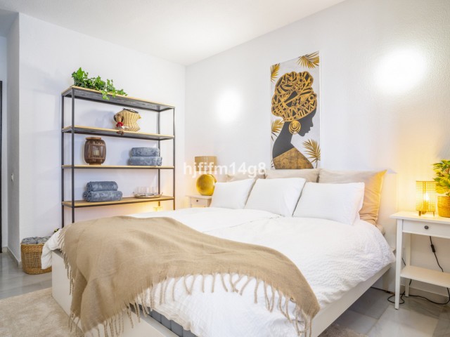 2 Bedrooms Apartment in Nueva Andalucía