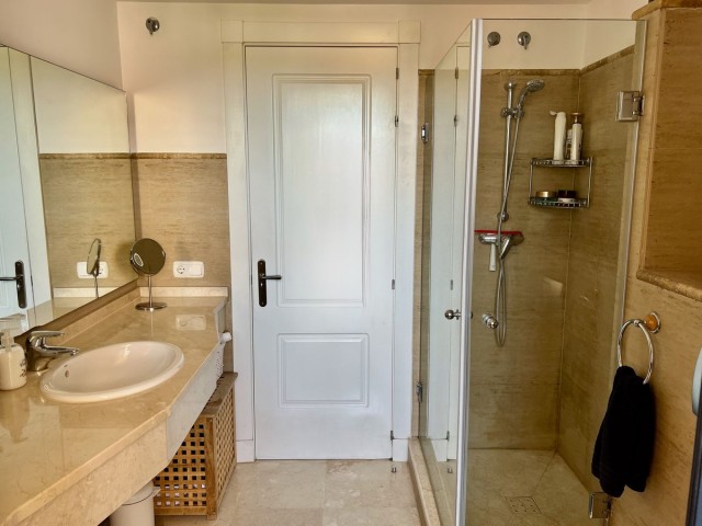 3 Bedrooms Apartment in Calahonda