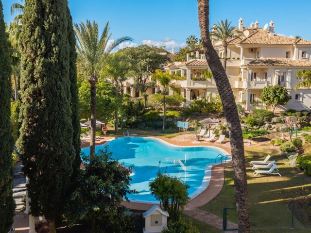 3 Bedrooms Apartment in Nueva Andalucía