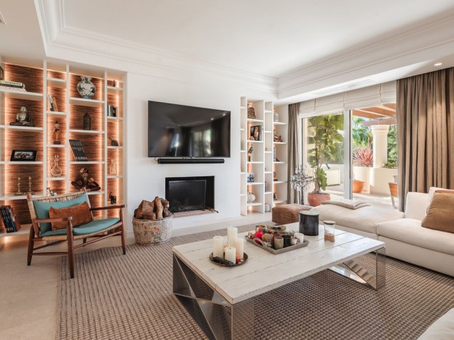 3 Bedrooms Apartment in Nueva Andalucía