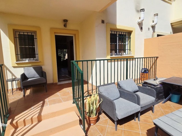 3 Bedrooms Townhouse in Los Pacos