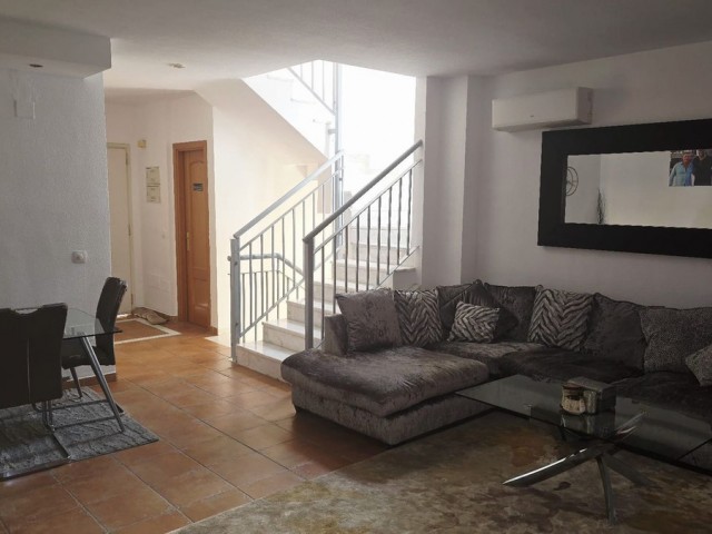 3 Bedrooms Townhouse in Los Pacos