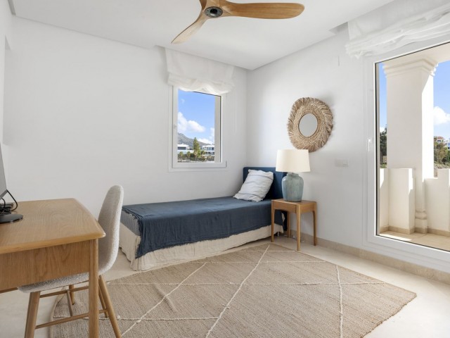 Apartamento con 3 Dormitorios  en Aloha