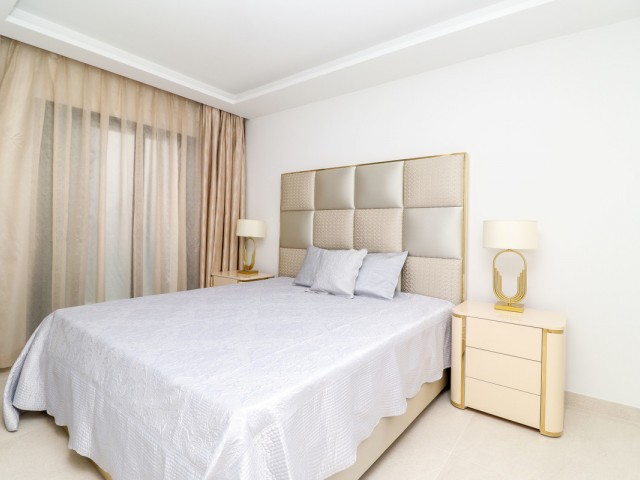 3 Bedrooms Townhouse in Estepona