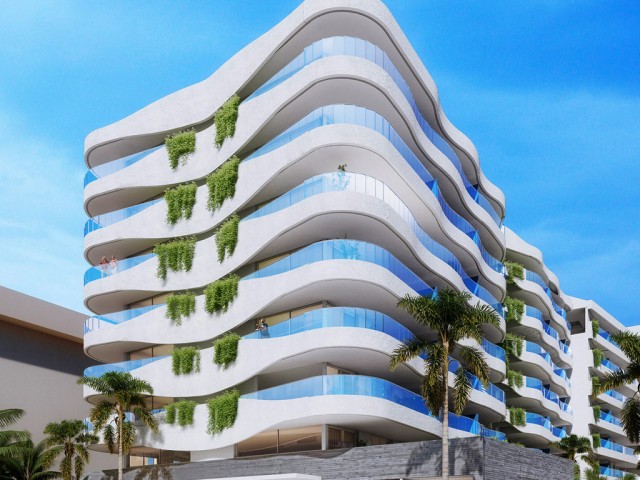 2 Bedrooms Apartment in Fuengirola