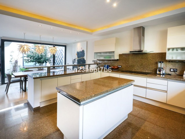 4 Sovrums Villa i Puerto Banús