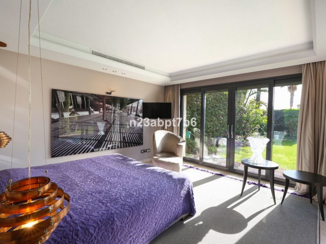 Villa avec 4 Chambres  à Puerto Banús