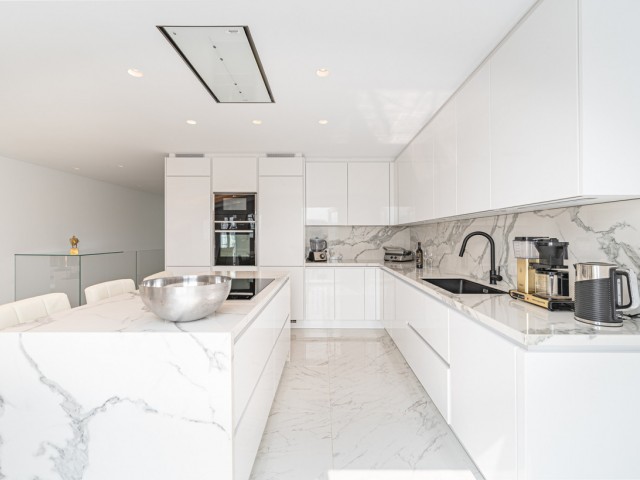 3 Bedrooms Townhouse in Nueva Andalucía