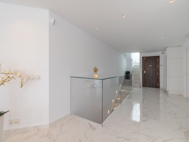 3 Schlafzimmer Reihenhaus in Nueva Andalucía