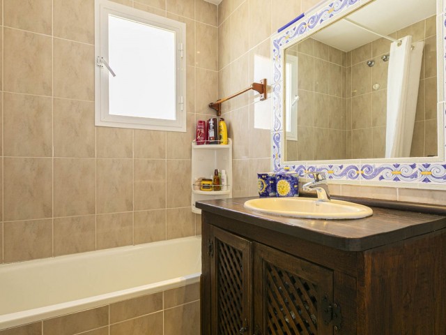 4 Bedrooms Townhouse in Marbella