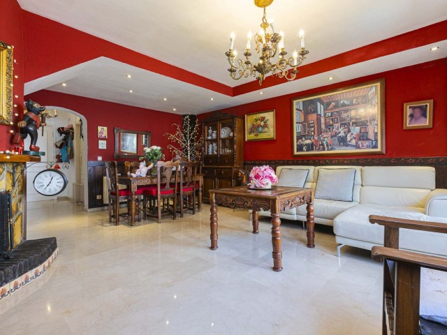 4 Bedrooms Townhouse in Marbella