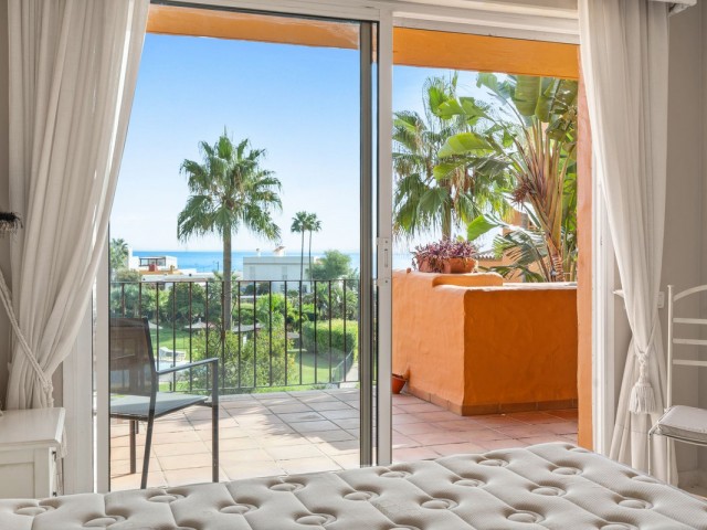 Apartamento con 3 Dormitorios  en La Duquesa