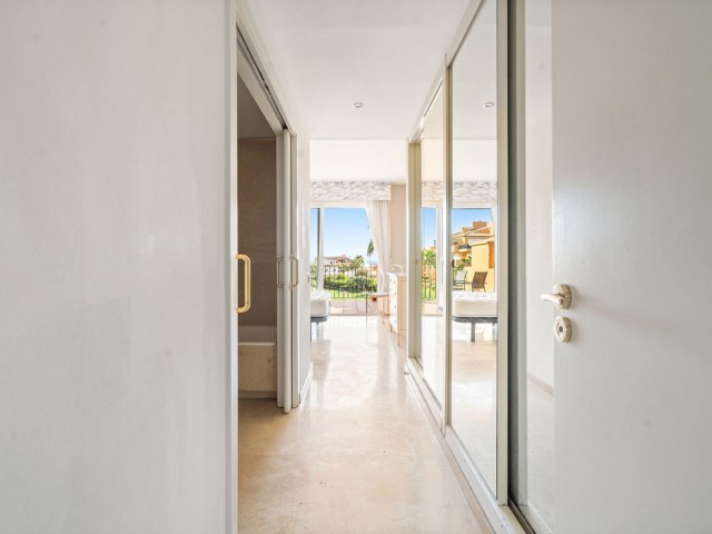 Apartamento con 3 Dormitorios  en La Duquesa