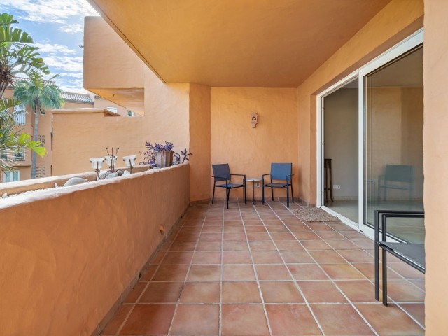 Apartamento con 3 Dormitorios  en La Duquesa