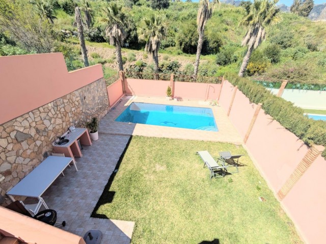 4 Bedrooms Villa in Benalmadena