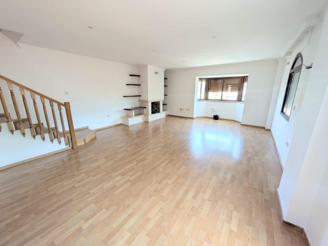 4 Bedrooms Villa in Benalmadena