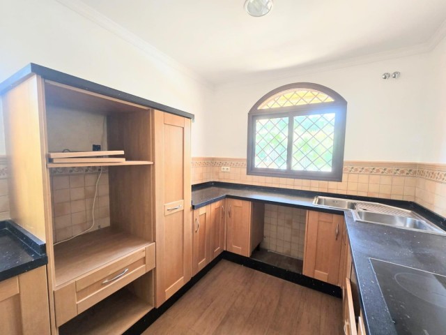 4 Bedrooms Villa in Benalmadena