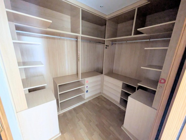 4 Bedrooms Villa in Benalmadena