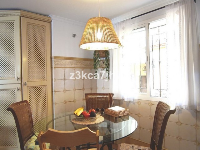 5 Slaapkamer Rijtjeshuis in Estepona