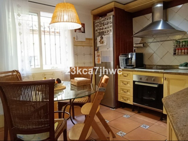 5 Slaapkamer Rijtjeshuis in Estepona