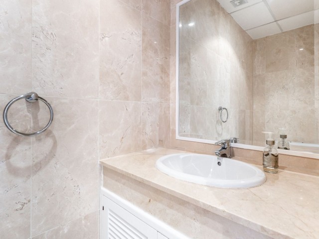 2 Soveroms Leilighet i Elviria