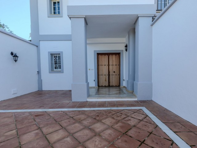 4 Sovrums Villa i San Roque Club