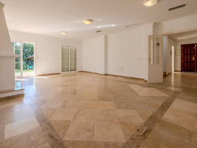 4 Sovrums Villa i San Roque Club