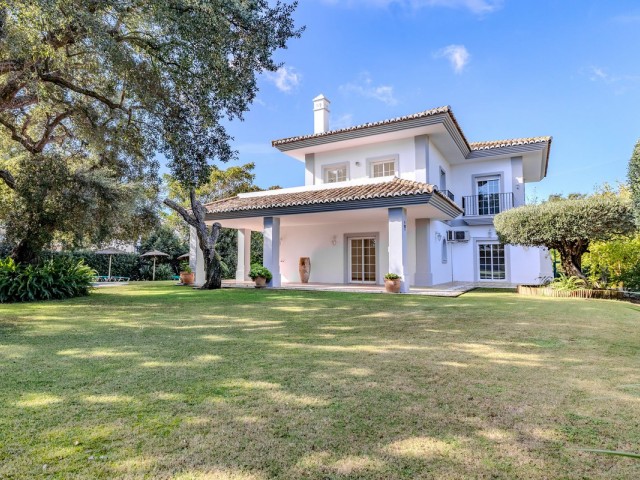 4 Schlafzimmer Villa in San Roque Club