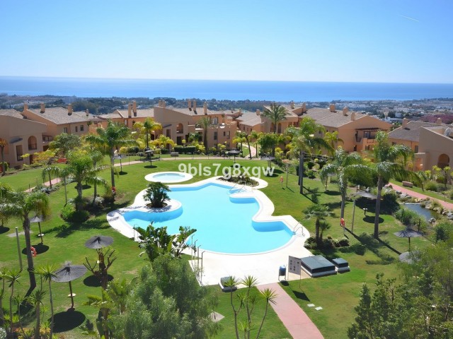 3 Bedrooms Apartment in Benahavís