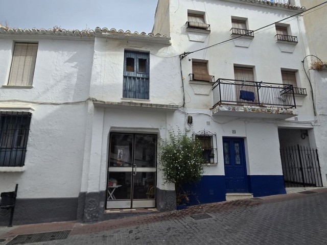 Commercieel, Ojén, R5216284