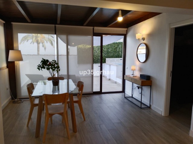 2 Schlafzimmer Apartment in Estepona