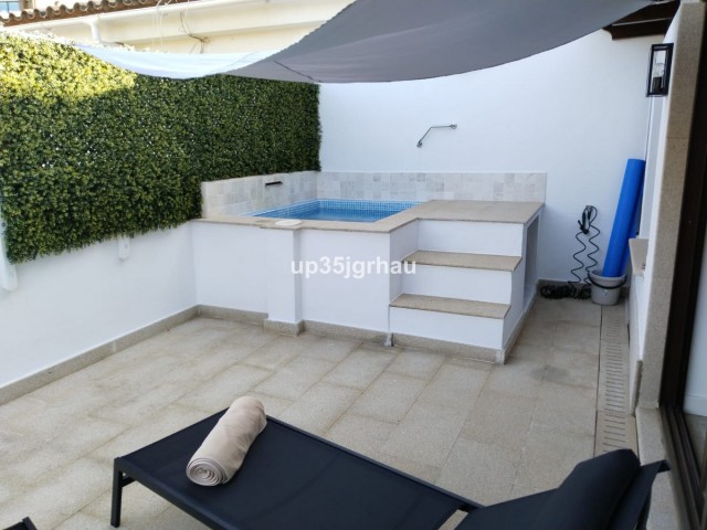 2 Schlafzimmer Apartment in Estepona