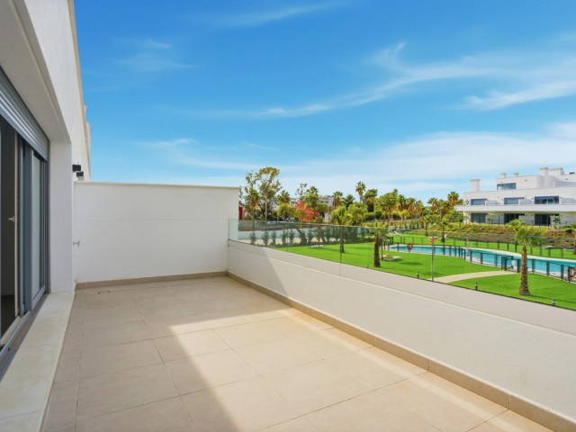 2 Bedrooms Apartment in Estepona