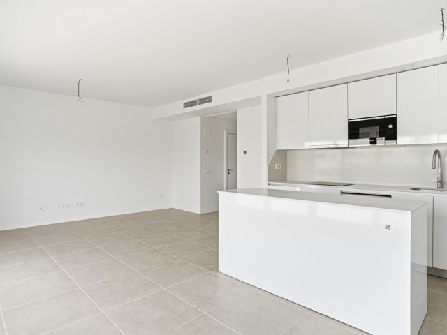 Apartamento con 2 Dormitorios  en Estepona