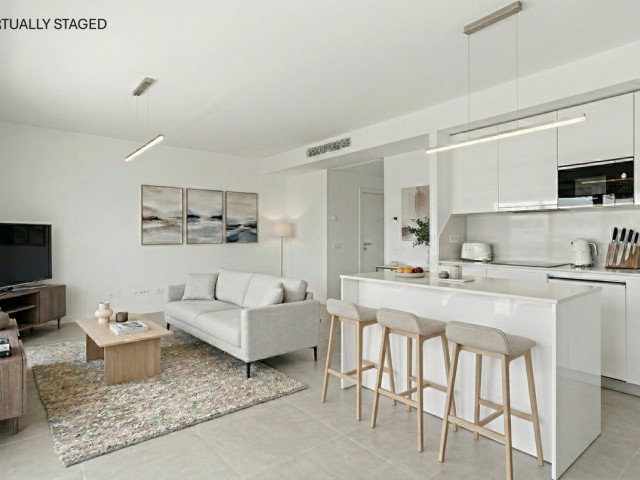 2 Bedrooms Apartment in Estepona