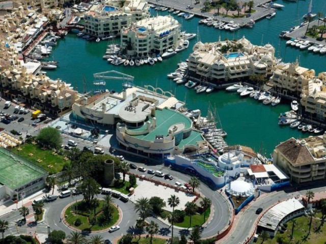 2 Bedrooms Apartment in Benalmadena Costa