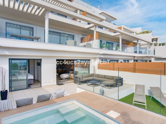 Apartamento con 3 Dormitorios  en Calanova Golf