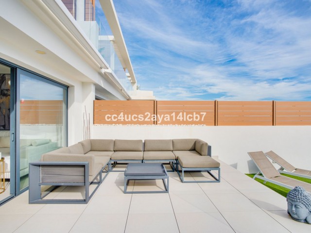 Apartamento con 3 Dormitorios  en Calanova Golf