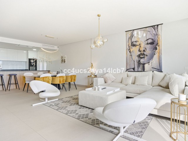 Apartamento con 3 Dormitorios  en Calanova Golf