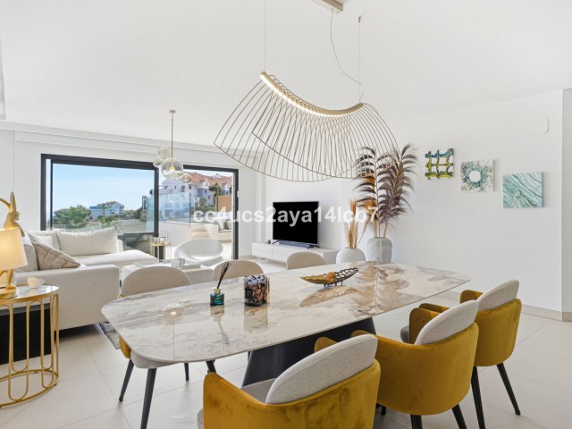 Apartamento con 3 Dormitorios  en Calanova Golf